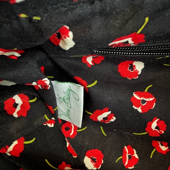 Vera Bradley Poppy Fields Handbag Purse Red Black Floral - Picture 15 of 15
